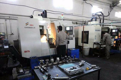 現(xiàn)在在上技校學(xué)數(shù)控專業(yè),聽人說又臟又累工資還低還要繼續(xù)嗎?